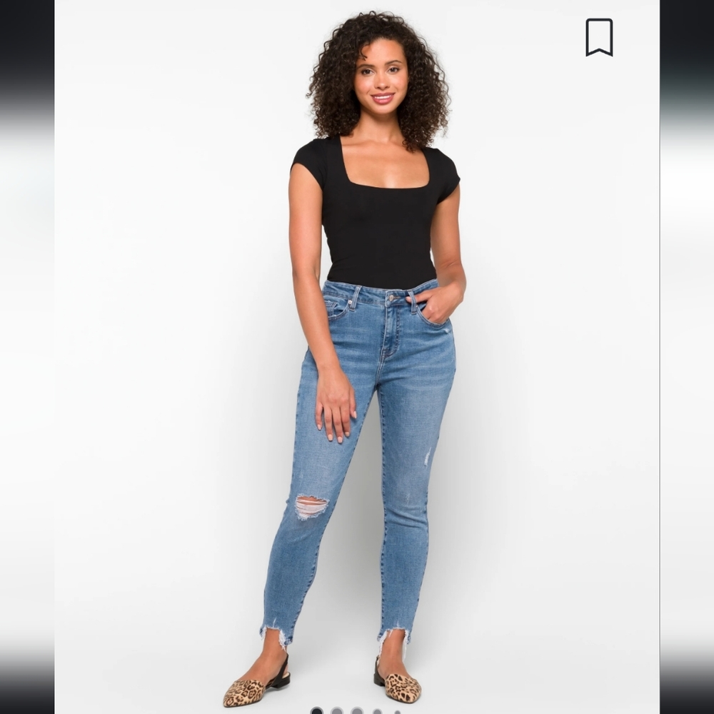 High Rise Distressed Jeans